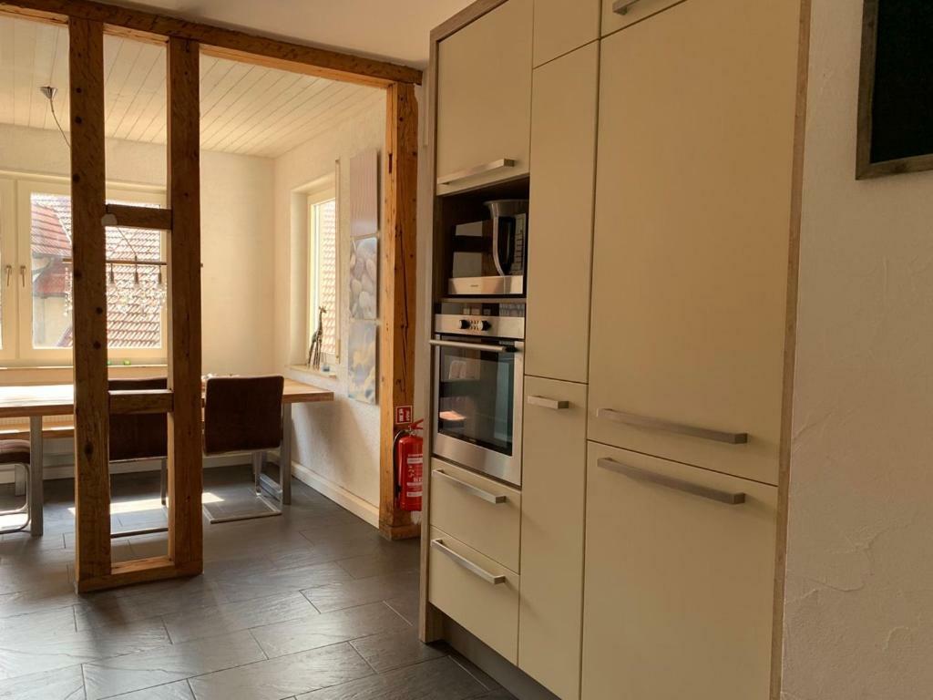 Deluxe Business City Apartments Metzingen Villa Landenberger Buitenkant foto